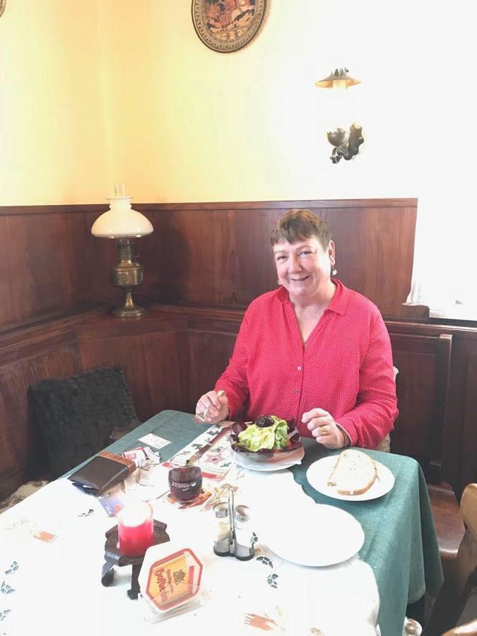 ホテルGasthaus Hirschberg ルートヴィヒスブルク エクステリア 写真